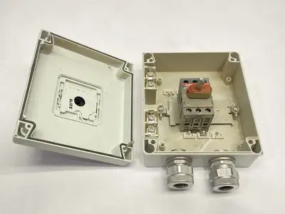 NF16E-3PBJB | ABB  Enclosed Non-Fused Disconnect Switch 16A 3P 600VAC - Used