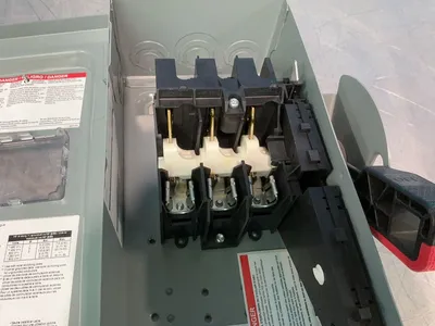 Used SCHNEIDER ELECTRIC VH361N Switchgears Ohio US | HGR 24 #1272655