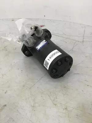 USED CHAR LYNN 101 2169 009