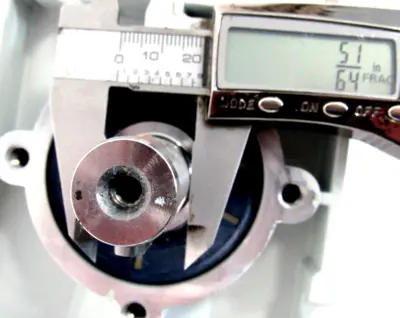 NEW LENZE MDEMAXX071-32 GEARMOTOR GKR03-2M VBR-071C32 MDEMAXX07132