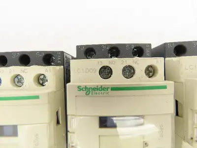 Schneider Electric LC1D09 Contactor 120V Coil 3 Pole Lot of 5