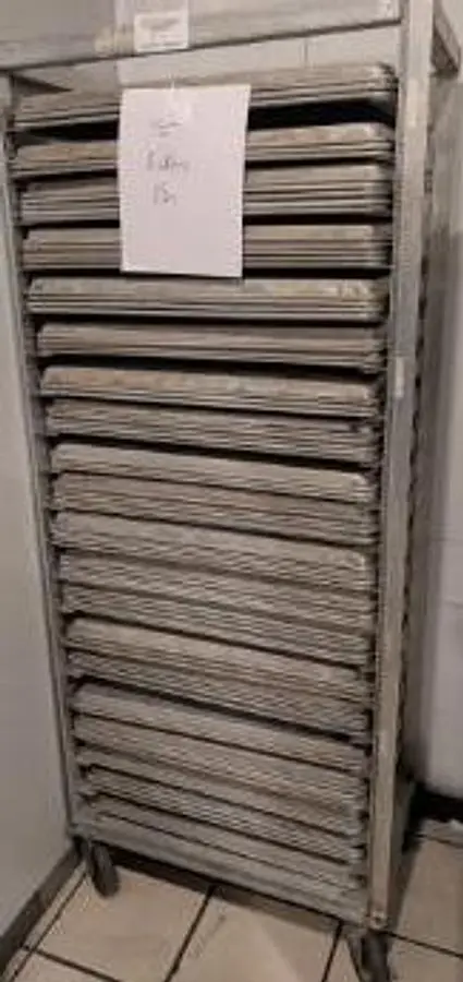 Rolling bakery carts