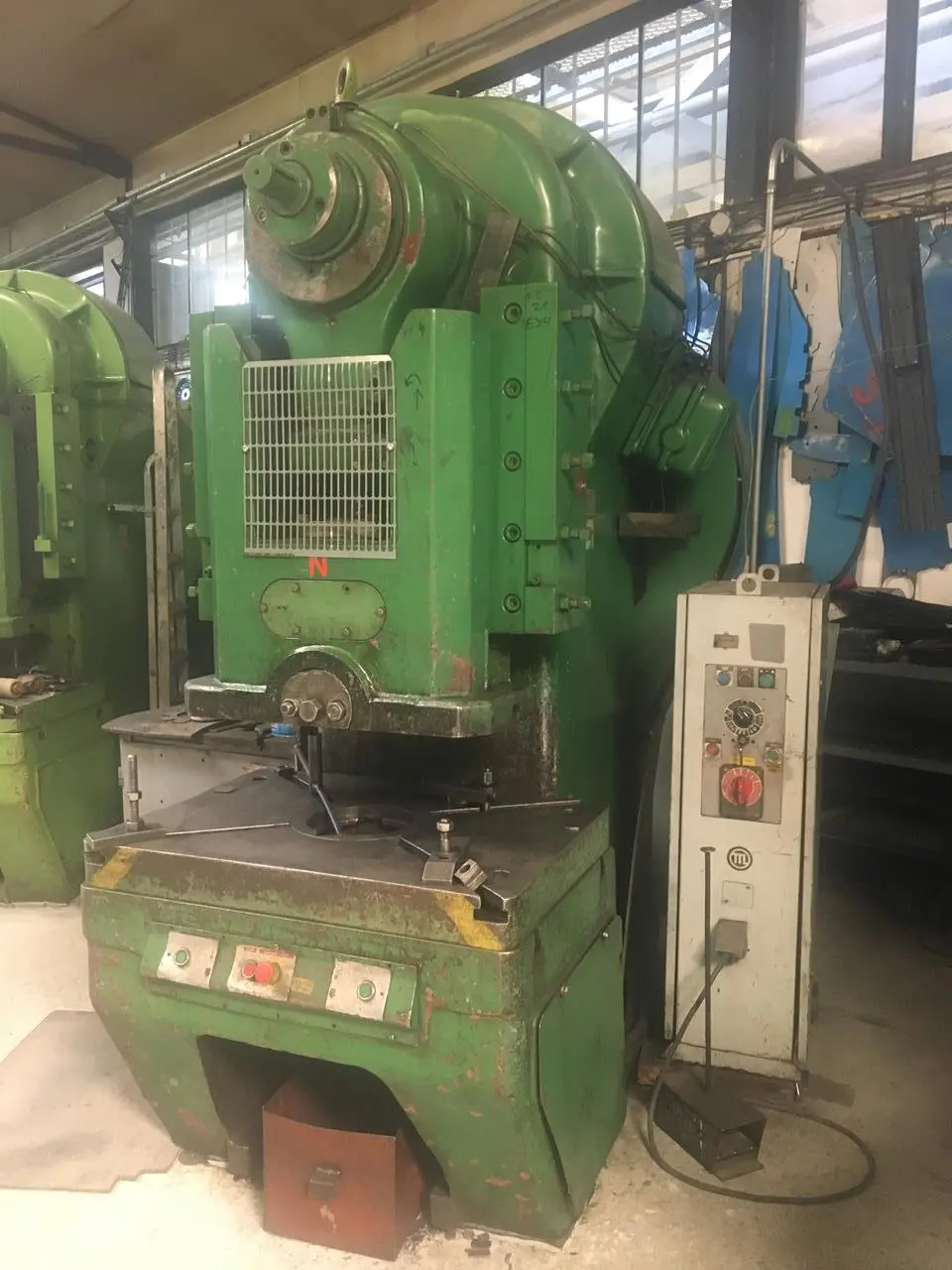 USED 1968 SMERAL LE 160