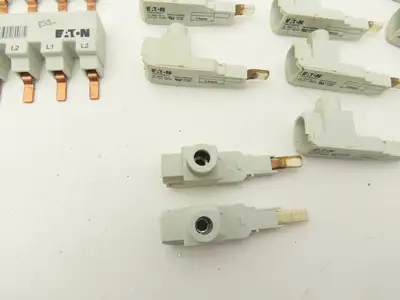 Eaton WMZT2P6T Circuit Breaker Busbars 2-3 Pole Extension Terminal Mixed Lot
