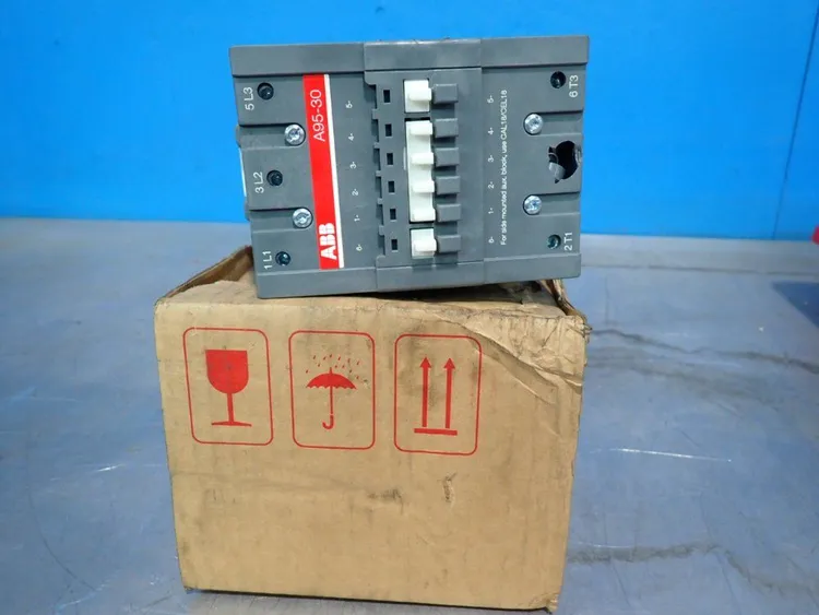 Used ABB A953001E84 PLC Contactors Ohio US | HGR 24 #883890