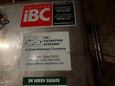 550 GALLON PRECISION IBC 304 STAINLESS STEEL CHAMICAL TANK TOTE
