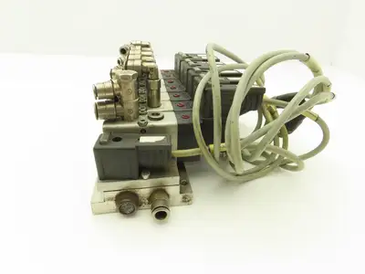 Vektor AG VP8100196 12-Station Manifold w/Herion Pneumatic Solenoid Valves 24VDC
