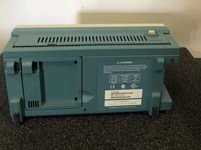 TEKTRONIX TDS 224 OSCILLOSCOPE