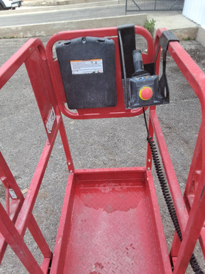 USED 2023 MEC 1330SE