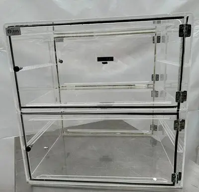 LIBERTY INDUSTRIES DESICCATOR 24x 24