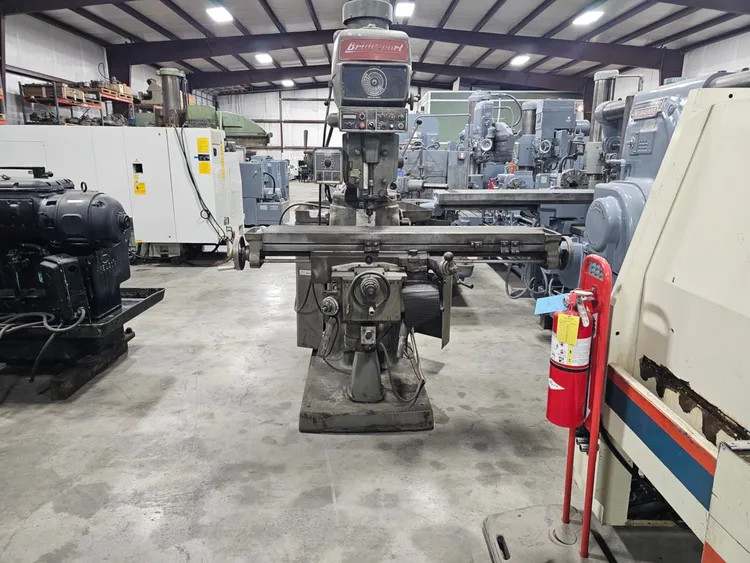 Used BRIDGEPORT Bridgeport Series II Vertical Mills Texas US | N & R Machine Sales #379283