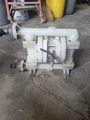 USED WILDEN P200