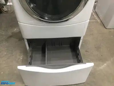 USED WHIRLPOOL DUET STEAM ELECTRIC DRYER ON STORAGE PEDESTAL HIGH EFFICIENCY ENERGY STAR