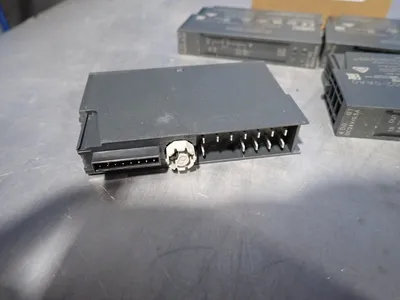 NEW SIEMENS 6ES71324BD020AA0