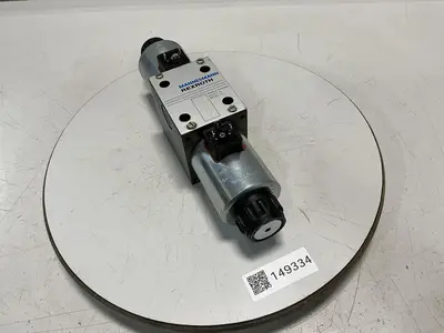 USED REXROTH 4WE 10 J31/CG24N9Z4