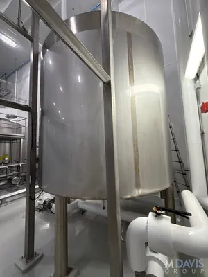 2021 INDUSTRIES D'ACIER INOXYDABLE ITEE 4,000 GALLON Pionowy zbiornik magazynowy | Perry Equipment (2)