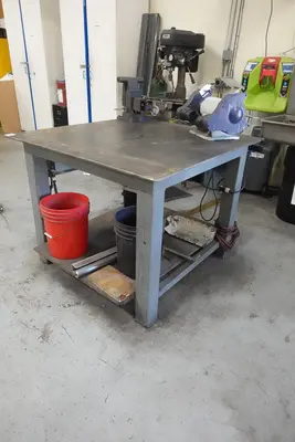 Used _UNKNOWN_ _UNKNOWN_ Welding Tables California US | Capital Recovery Group #1546011