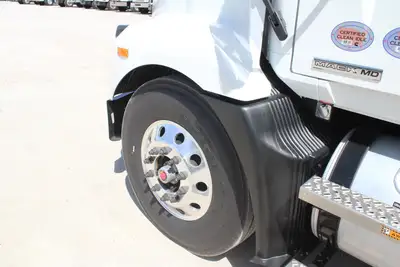 New | in-Stock 2027 MACK MD7 Rolloff Trucks Texas US | Roll Off Truck World #1491924