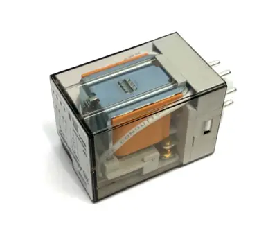 USED ALLEN-BRADLEY SER. D DIRECT PLUG-IN RELAY 8-PIN
