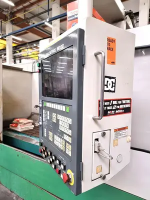 USED MAZAK MT-V 515 X: 1050 - Y: 510 - Z: 560 MM CNC