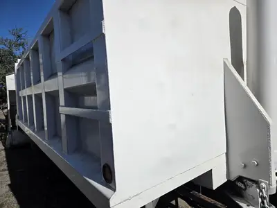 USED 2017 SUPERIOR 15'
