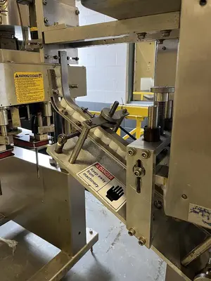 Used Equipment Express Automatic Inline Quill Capper