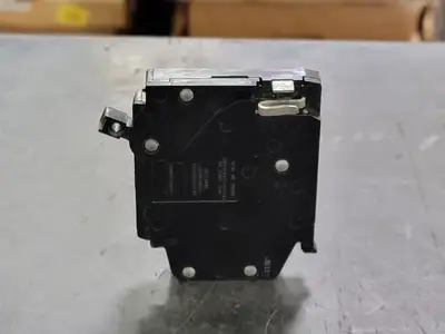 20 Amp, 1 Pole, 120/240 Volts Circuit Breaker
