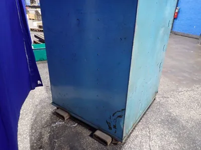 USED YOUNG & BERTKE CO YB753VM