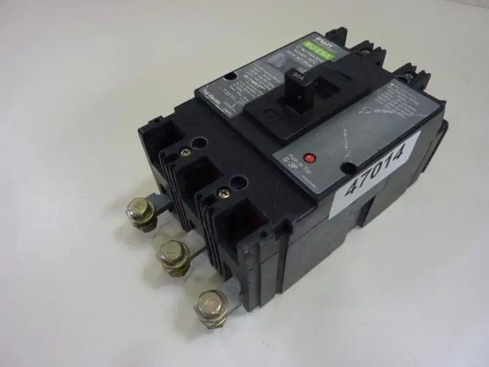 Used FUJI ELECTRIC BU-ESA3030 Circuit Breakers Michigan US | Ideal Machinery #585366