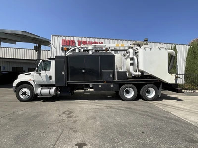 Used 2015 INTERNATIONAL 4400 Hydro Excavators California US | Big Truck & Equipment #1412352