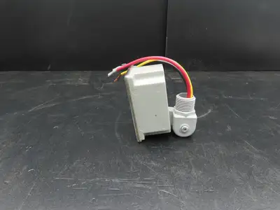 Area Lighting Research SPT-168 Photoelectric Switch 205-277VAC 2000W Lot of 11