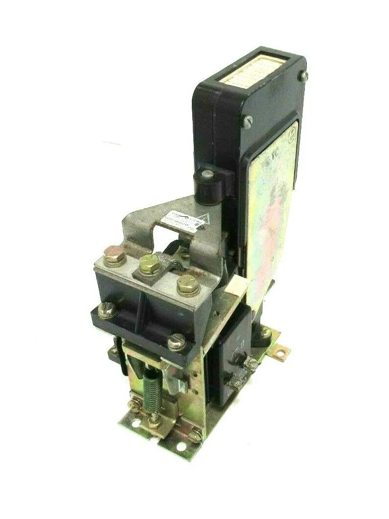 NEW GENERAL ELECTRIC DS303A CONTACTOR 600V 150A DS303A5A01HXA002XF 230/250V COIL