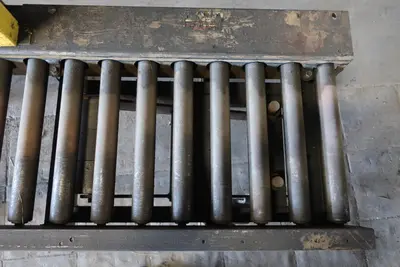 SPC8842  Conveyor 14.5" wide x 60" long size Matthews powered roller conveyor CS