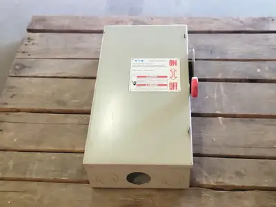 USED CUTLER-HAMMER 1HD363