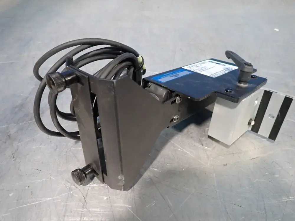 Used INSTRON 4200 Test Equipment - Other Ohio US | HGR 24 #895433