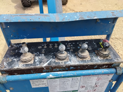USED 2015 Genie Z-80/60