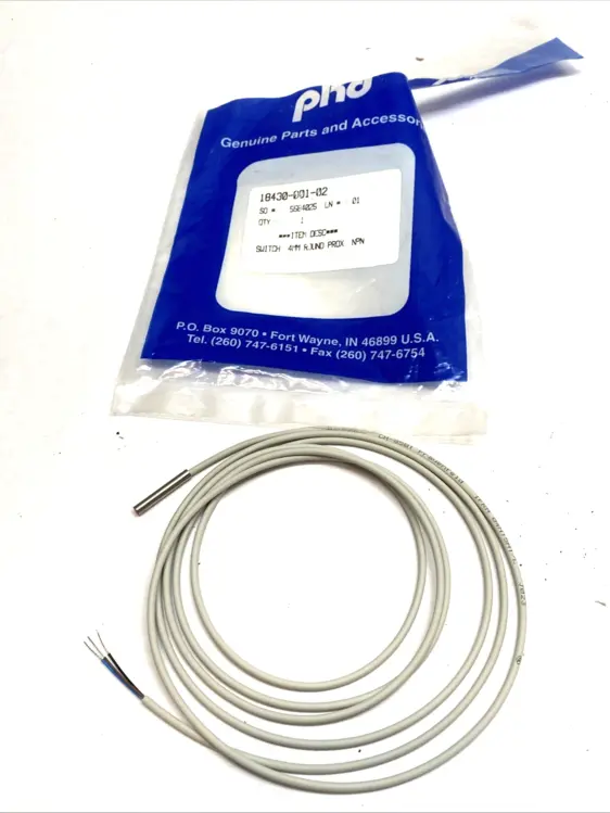 Used PHD PROXIMITY SWITCH 4MM ROUND NPN 10–30 VDC Proximity Sensors Michigan US | Maverick Industrial Sales #1089334