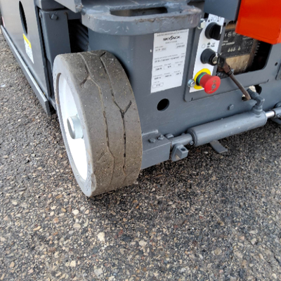 USED 2014 Skyjack SJ3219