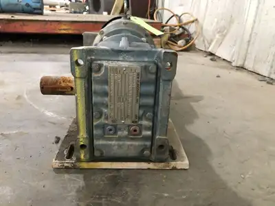 Sew-Eurodrive K47LP145 Gear Drive / Speed Reducer 1.5HP 1750RPM 29.32:1 3PH