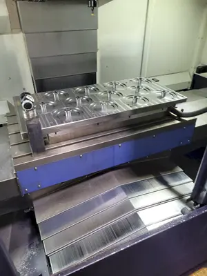 2019 HWACHEON VESTA 1050B Vertical Machining Centers | Toolquip, Inc. (3)