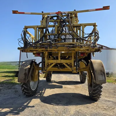 2005 AG-CHEM ROGATOR 1064 SPRAYER SELF PROPELLED | Iron Listing (8)