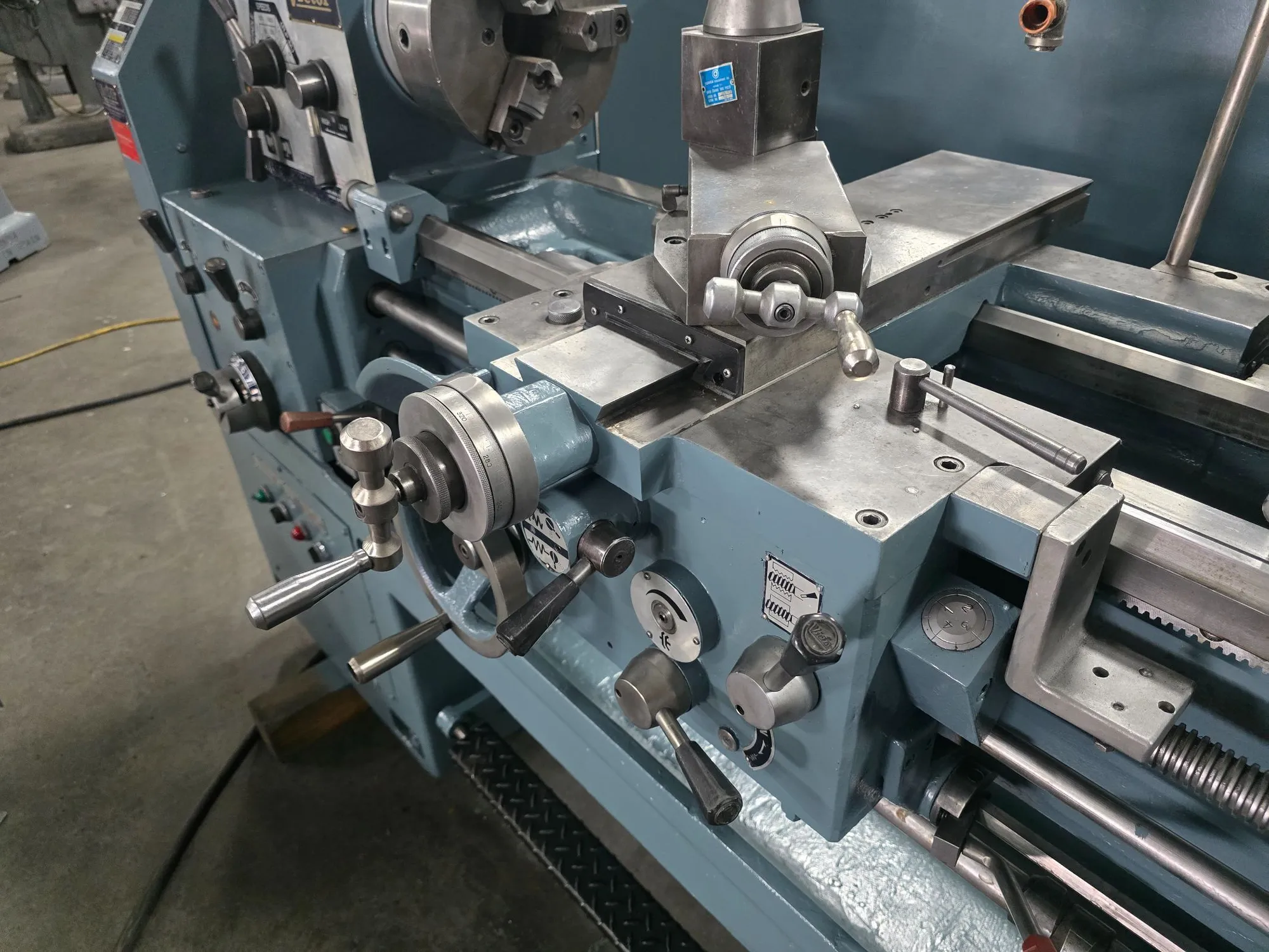 Victor Lathe Operations And Parts Manual – For Models 1640, 1660, 1680, 2040, 2060, 2080 (1978)