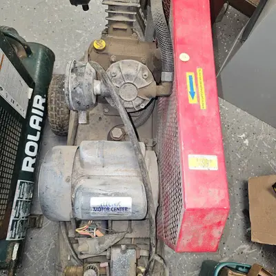 Northern 30 Gallon Twin Cyl Air Compressor, needs Electric Limit Switch