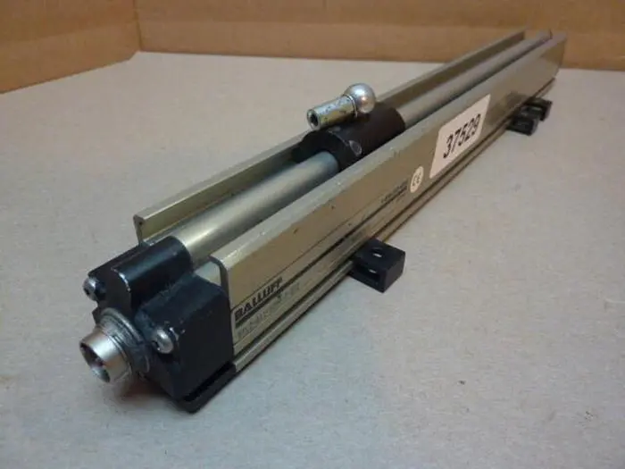 Used BALLUFF BTL2-A11-0254-F-S32 Transducers Michigan US | Ideal Machinery #581116