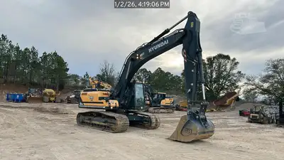Used 2023 HYUNDAI HX300AL Crawler Excavators North Carolina US | National Equipment Dealers #1422408