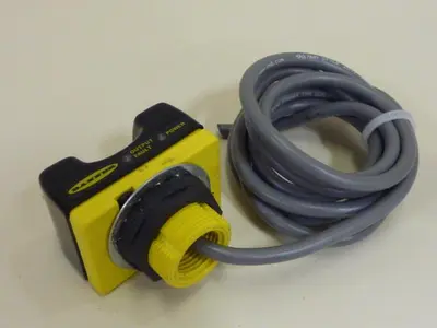 USED BANNER ENGINEERING STBVR81