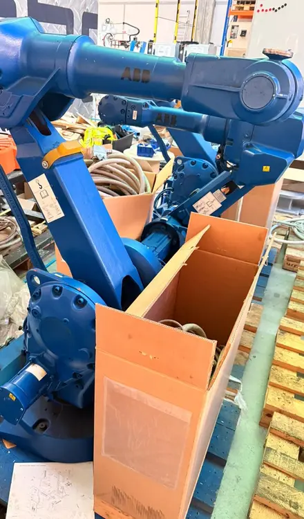 Used 2011 ABB IRB 2400 Robots CZ | Amaron s.r.o. #1068105