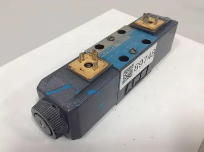 USED VICKERS DG4V-3-6C-M-U-HL7-60