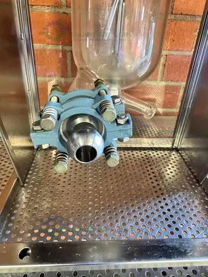 Used BUCHIGLASUSTER JACKETED 0.8 LITER GLASS REACTOR, 6 BAR W/ IMPELLER Reactors California US | Equipment Lab #1407299