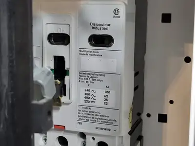 Used EATON HFD3040S Switchgears British Columbia CA | Lenmark #240443